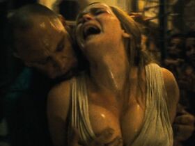 Дженнифер Лоуренс голая – Мама! (2017) #3