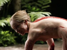 Лотта Вербек голая – Чужестранка s03e12 (2017) #5