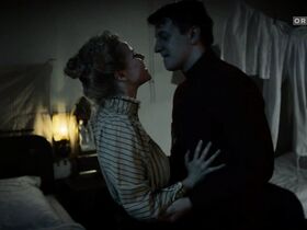 Лили Эппли голая – Захер. История соблазна s01e01 (2017) #1