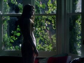 Эмили Блант голая, Натали Пресс голая – Мое лето любви (2004) #4