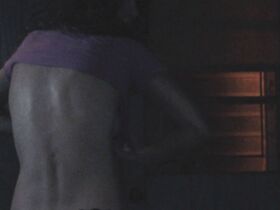 Мадлен Вайнштейн голая – Пляжные крысы (2017) #6