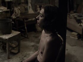 Сильви Тестю голая – Последний портрет (2017)