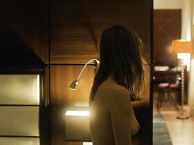 Мари-Жозе Кроз голая – 2 ночи до утра (2015) #4