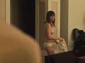 Мари-Жозе Кроз голая – 2 ночи до утра (2015) #7