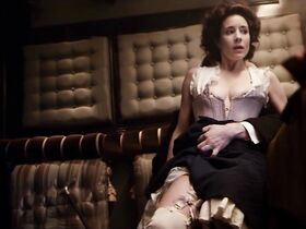 Ольга Сутулова голая – Троцкий s01e02 (2017) #2 #6