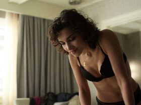 Эмбер Роуз Рева секси – Каратель s01e08 (2017)