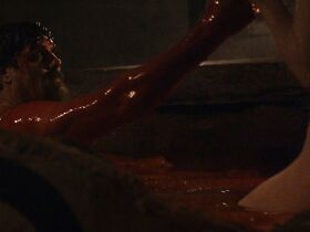 Джиа Кроватин голая – Ван Хельсинг s02e02 (2017) #5