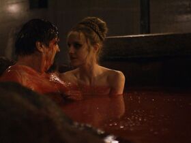 Джиа Кроватин голая – Ван Хельсинг s02e02 (2017) #6