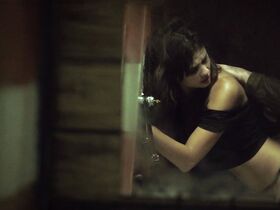 Кассандра Канаар голая – Один доллар (2017) #5