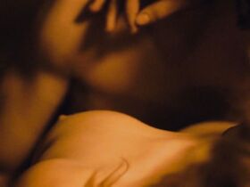 Таисия Вилкова голая, Джулия Франц голая – Гоголь: Начало (2017) #5