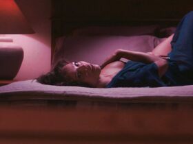 Кармен Эджого секси – Девушка по вызову s02e02 (2017) #3