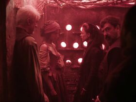 Сесилия Гомес голая – Чума s01e02 (2018) #1