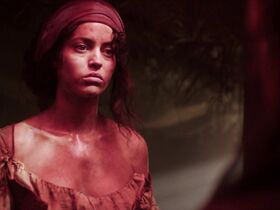 Сесилия Гомес голая – Чума s01e02 (2018) #4