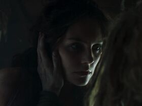 Анабель Шолей секси – Британия s01e05 (2018) #2