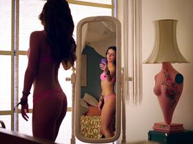 Изабель Бурр секси – Dios Inc. s01e03 (2016) #4