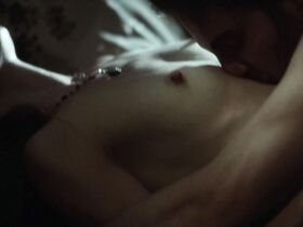 Мишель Монахэн голая – Форт Блисс (2014)