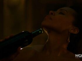 Амира Вэнн голая – Подземка s01e02 (2016) #2