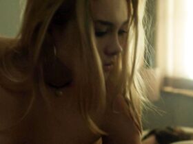 Флоренс Пью голая – Марчелла s01e01 (2016) #2