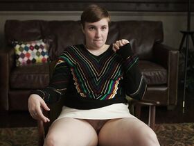 Лина Данэм голая – Девчонки s05e07 (2016) #3