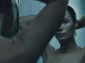 Лина Хиди голая, Мишель Дункан голая – Отражение (2008) #2