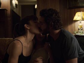 Джессика Бил секси, Надя Александр секси – Грешница s01e07 (2017) #2