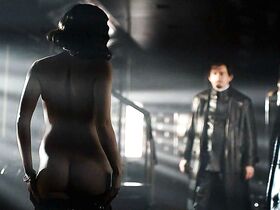 Анастасия Меськова голая – Троцкий s01e01 (2017)