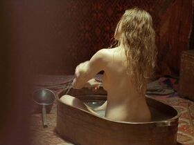 Мари де Вильпен голая – Байконур (2011) #2