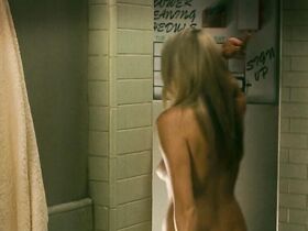 Деджа Креуцберг голая – Крик в общаге (2009) #2