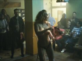 Анета Крейчикова голая – Бутончики (2011) #2