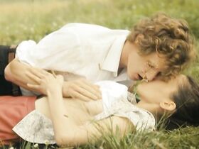 Кайя Уолден голая – Билет в один конец на Луну (2013) #2