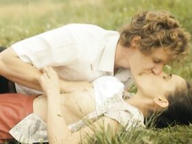 Кайя Уолден голая – Билет в один конец на Луну (2013) #3