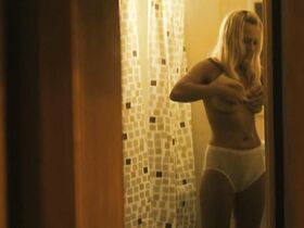 Марта Дылевска голая – Билет в один конец на Луну (2013) #3