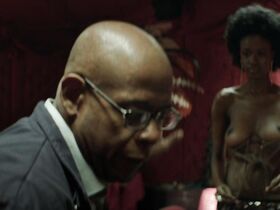 Джоэлль Кеймб голая, Доминик Джосси голая, Инге Бекманн голая – Теория заговора (2013)