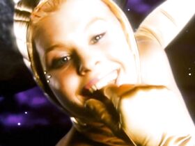 Кайли Миноуг голая – Образцовые люди (2000) #3