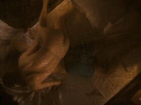 Лин Рене голая – Охотники за сокровищами (2009)