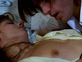 Стефания Казини голая – Амбициозный (1975) #3