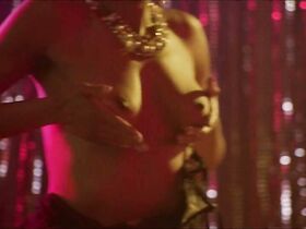 Таис Кабрал голая – Киллер (2017)