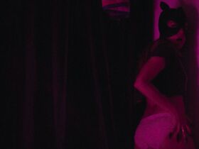 Обри Плаза секси – Ингрид едет на Запад (2017) #2