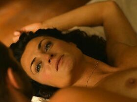 Лин Рене голая – Ответный удар s04e02 (2013)