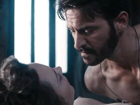 Лидия Уилсон голая – Улица потрошителя s03e01 (2014)