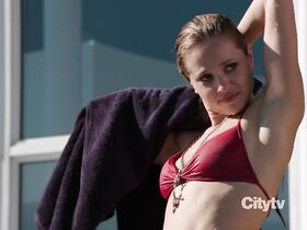 Маргарита Левиева секси – Revenge s01e08 (2011)