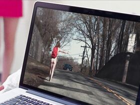 Грэйс Ван Паттен голая – Истории семьи Майровиц (2017) #4