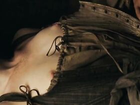 Каролина Херфурт голая – Парфюмер: История одного убийцы (2006) #3