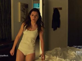 Татьяна Маслани секси – Тёмное дитя s01e05 (2013)