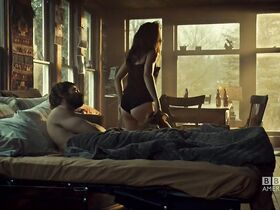 Татьяна Маслани секси – Тёмное дитя s02e07 (2014) #2