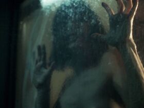 Джоди Бальфур голая – Реллик s01e05 (2017) #1