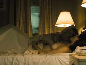 Оливия Луккарди голая, Кайла Фостер голая – Двойка s01e05 (2017) #4