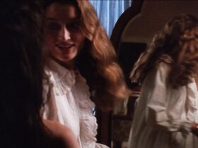 Лина Хиди голая – Миссис Дэллоуэй (1997)