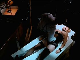 Мелисса Сейджмиллер секси – Объект любви (2003) #3