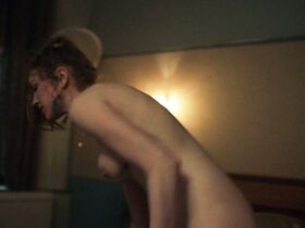 Люси Чаппель голая – Реллик s01e04 (2017) #2